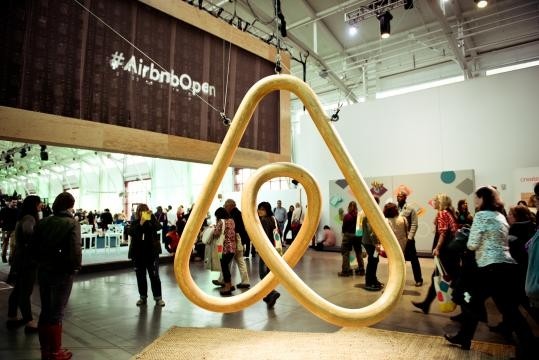 Airbnb compra Vamo, grupo especializado em organizar viagens pela internet