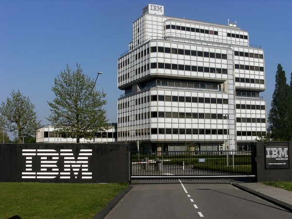 IBM planeja adquirir prestadora de serviços de consultoria da Workday