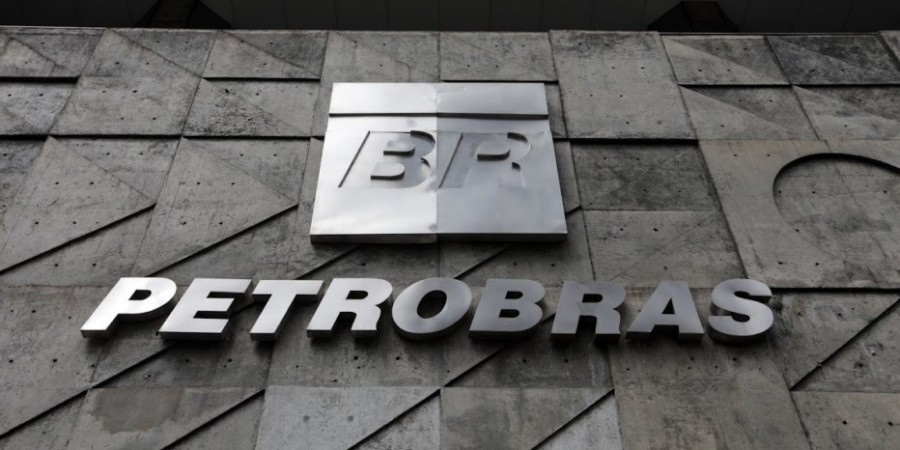 Petrobras vai rever plano de negócios; cenário deve adiar venda de ativos, diz fonte