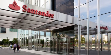 O Santander vai às compras – mas quer bons preços
