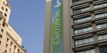Eletrobras vende Celg e adia privatizar 6 distribuidoras
