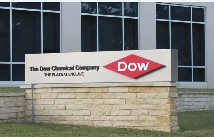 Dow Chemical e DuPont negociam fusão