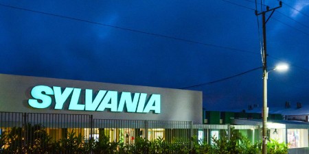 Sylvania anuncia fusão com gigante asiático