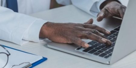 Conexa Saúde anuncia aquisição de empresa especializada em software para médicos